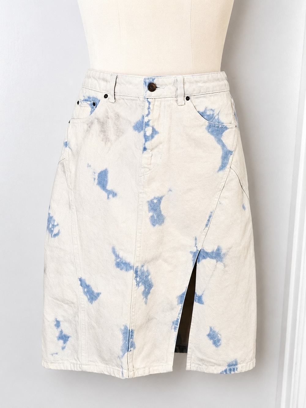 Future Collective Women's Size 8 Y2K Tie Dye Five Pocket Front Split Skirt